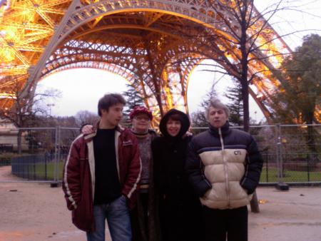 VOILLA MA MERE A PARIE AVEC SA SOEUR SON BOF EST MON COUZE 