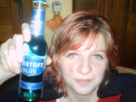 ME VOILLA AVEC MA BOISSON PREFERER LOL