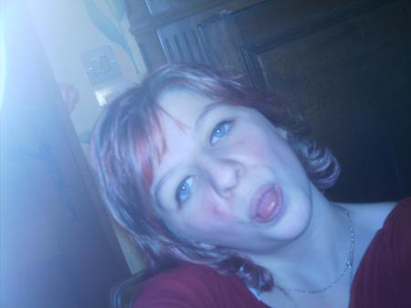 SALUT ME VOILLA ENTR1 DE PASSER MA LANGUE ! COMENT VOUS LA TROUVER ? MDR