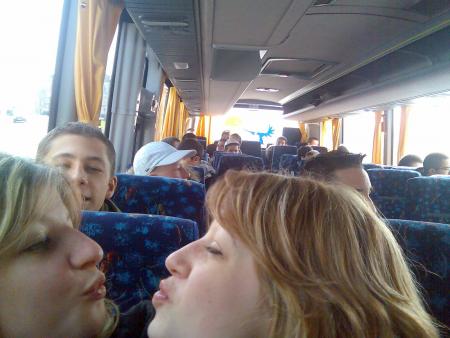 hummmmmmm encor un pe est      ?