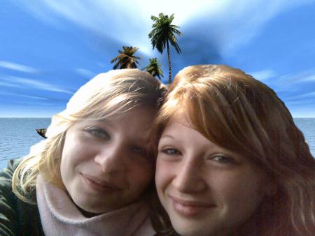 MOI ET MA PETITE CHERIE QUE J'AIME A LA MER !!!