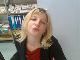 ME VOILLA ENTRAIN DE FAIRE UN BISOUS (JE SUIS EN COUR) LOL